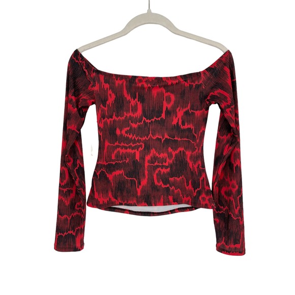NWT - OPEN EDIT Off The Shoulder Cutout Top in Red Bloom - Size XS - Picture 6 of 10